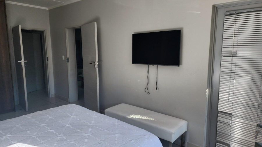To Let 2 Bedroom Property for Rent in Sandown Gauteng