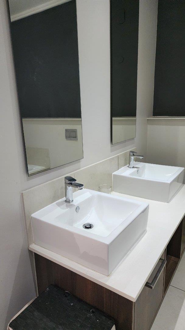 To Let 2 Bedroom Property for Rent in Sandown Gauteng