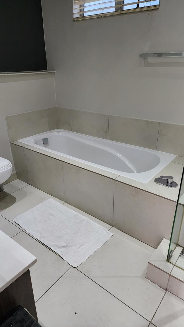 To Let 2 Bedroom Property for Rent in Sandown Gauteng