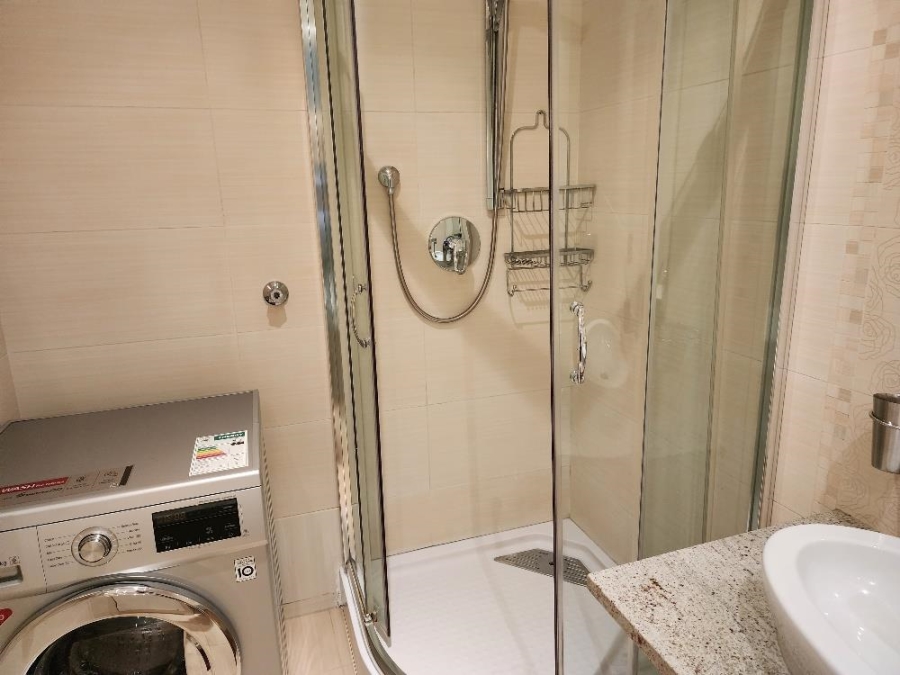 To Let 1 Bedroom Property for Rent in Sandton Central Gauteng
