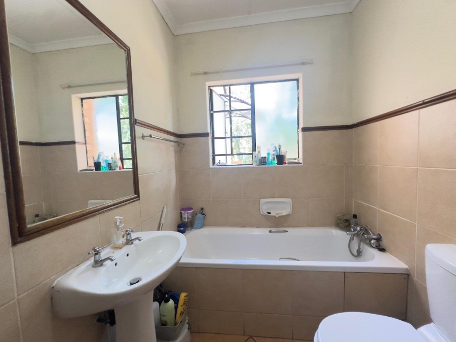 2 Bedroom Property for Sale in Equestria Gauteng