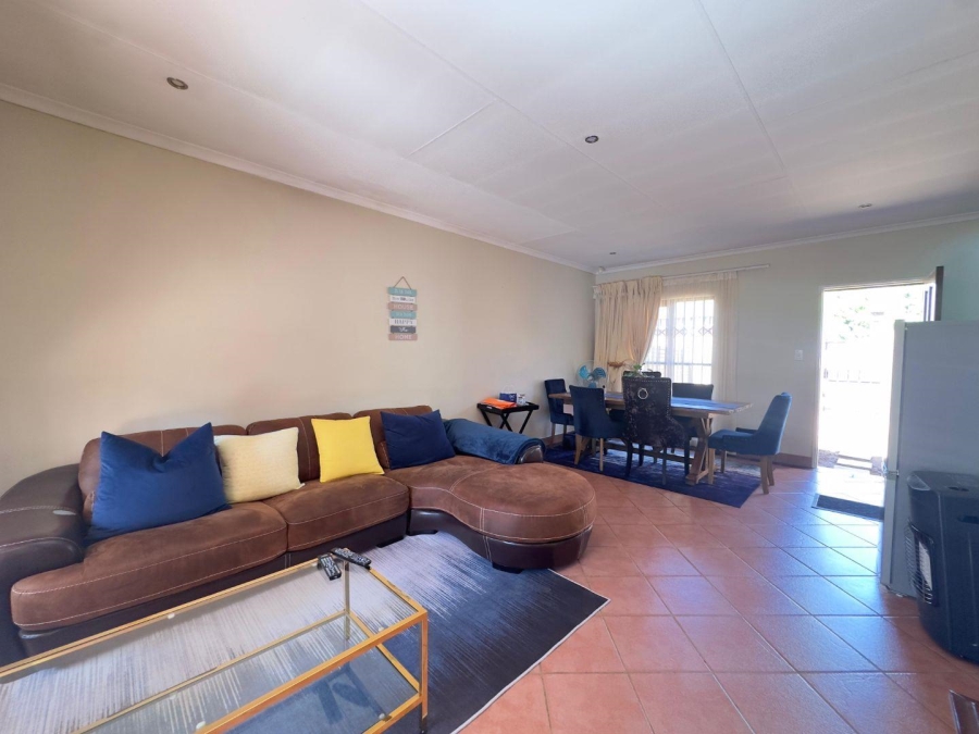 2 Bedroom Property for Sale in Mooikloof Ridge Gauteng