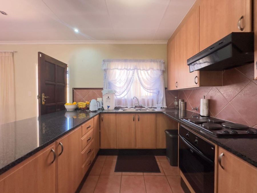 2 Bedroom Property for Sale in Mooikloof Ridge Gauteng