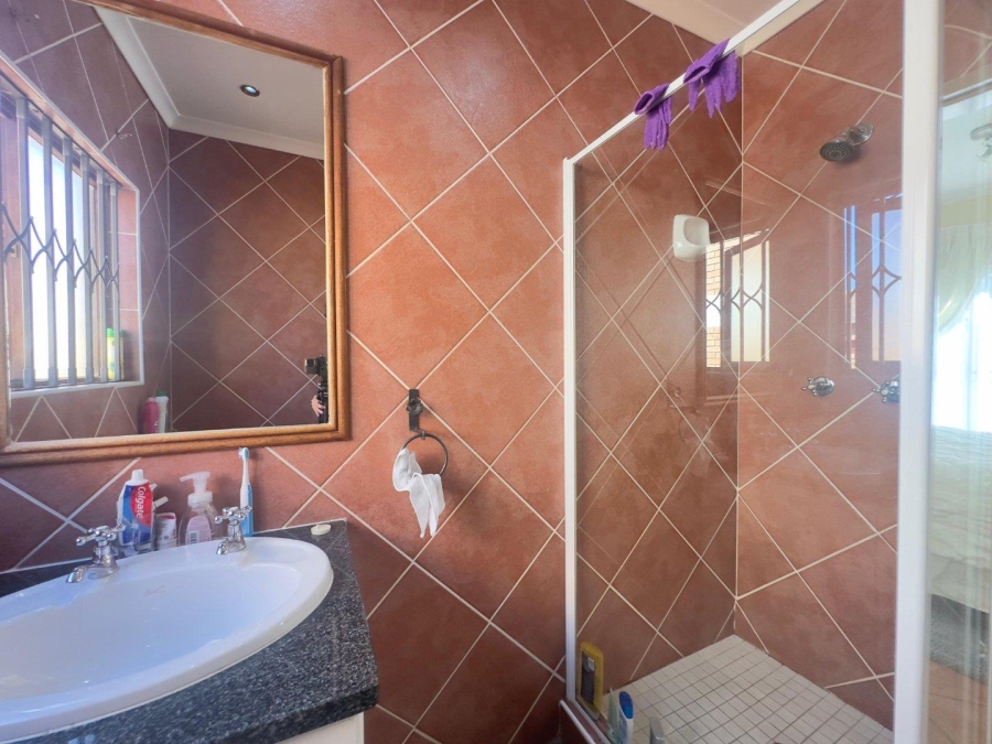 2 Bedroom Property for Sale in Mooikloof Ridge Gauteng