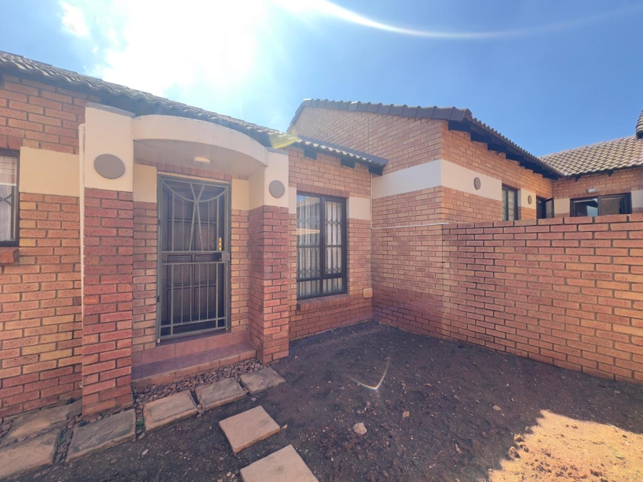 2 Bedroom Property for Sale in Mooikloof Ridge Gauteng