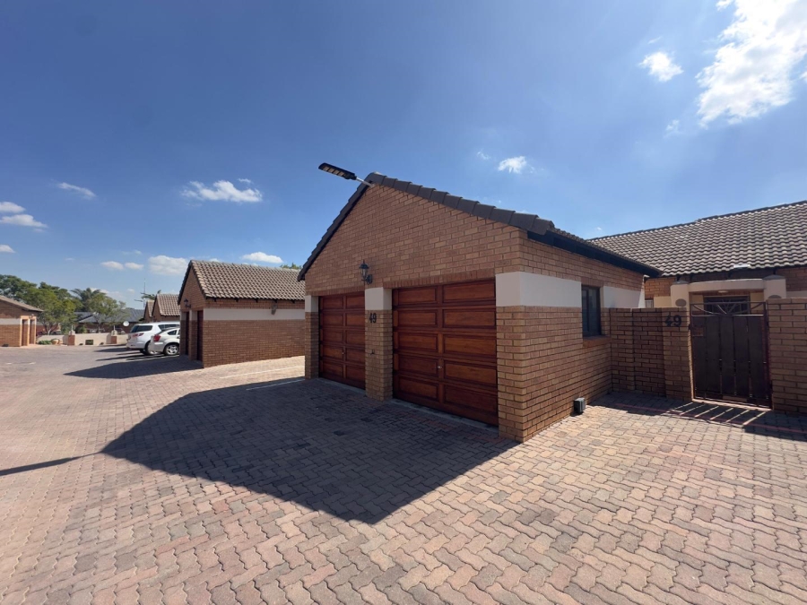 2 Bedroom Property for Sale in Mooikloof Ridge Gauteng