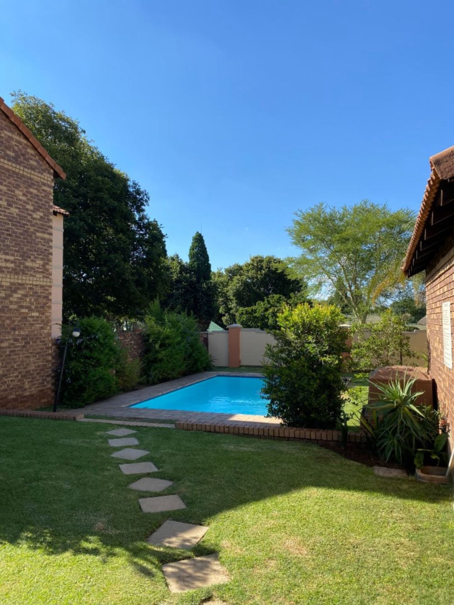 2 Bedroom Property for Sale in Equestria Gauteng