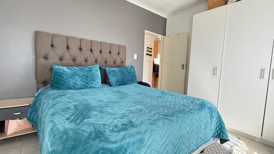 2 Bedroom Property for Sale in Groblerpark Gauteng