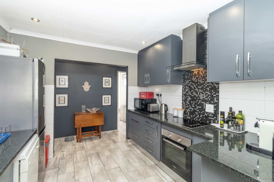 2 Bedroom Property for Sale in Bergbron Gauteng
