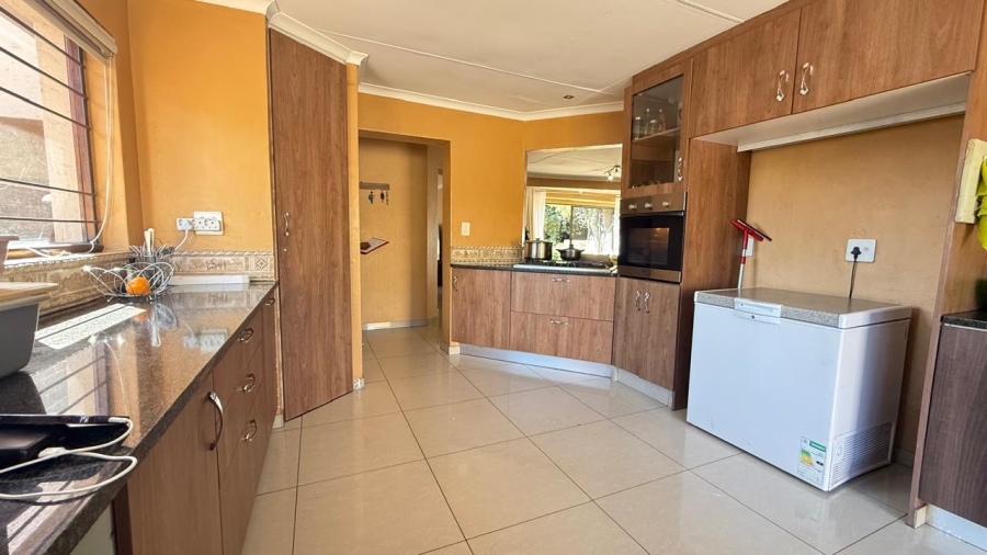 3 Bedroom Property for Sale in Little Falls Gauteng