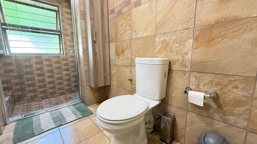3 Bedroom Property for Sale in Little Falls Gauteng