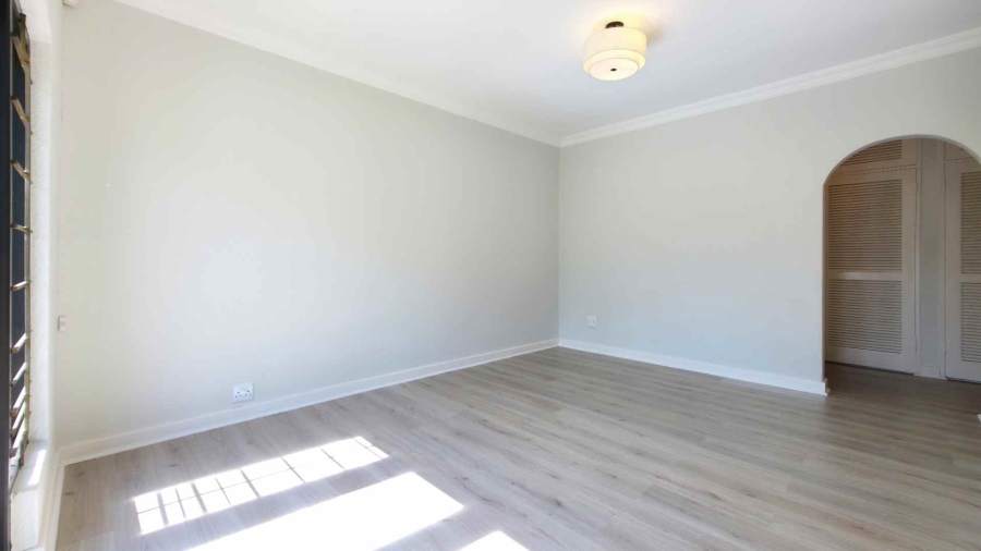 To Let 3 Bedroom Property for Rent in Sandown Gauteng