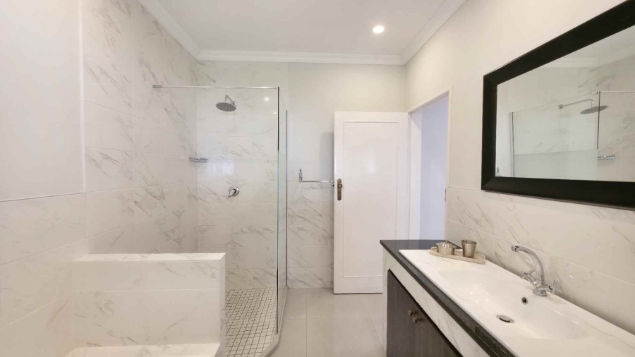 To Let 3 Bedroom Property for Rent in Sandown Gauteng