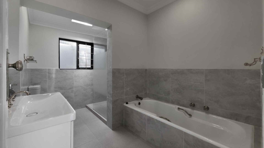 To Let 3 Bedroom Property for Rent in Sandown Gauteng