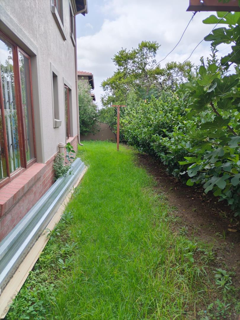 To Let 4 Bedroom Property for Rent in Noordwyk Gauteng