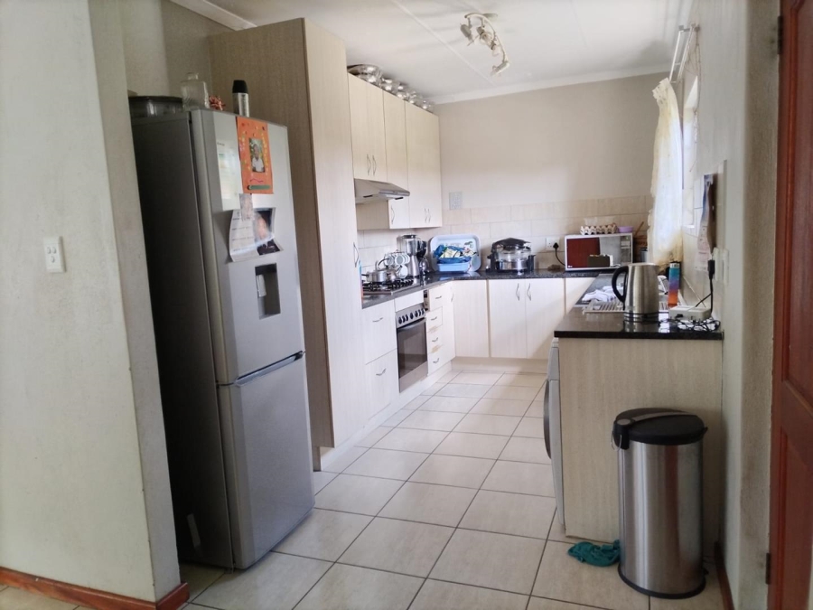 To Let 4 Bedroom Property for Rent in Noordwyk Gauteng