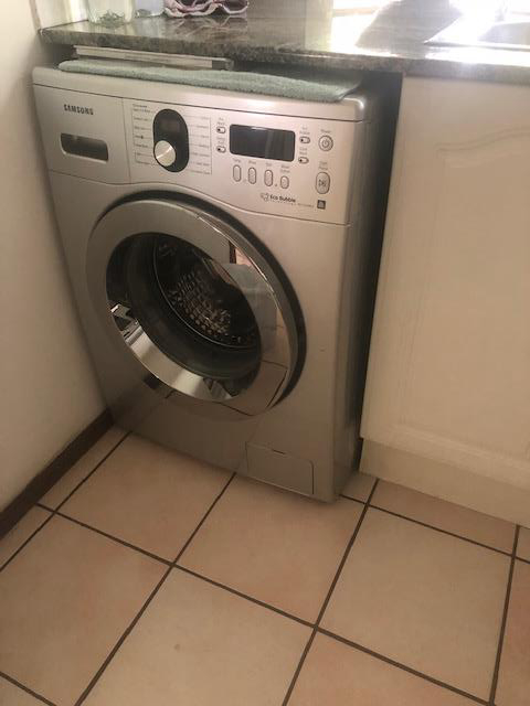 To Let 3 Bedroom Property for Rent in Illovo Gauteng