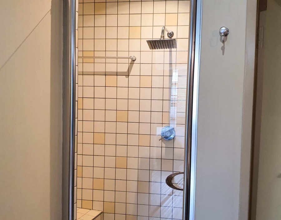 2 Bedroom Property for Sale in Benmore Gauteng