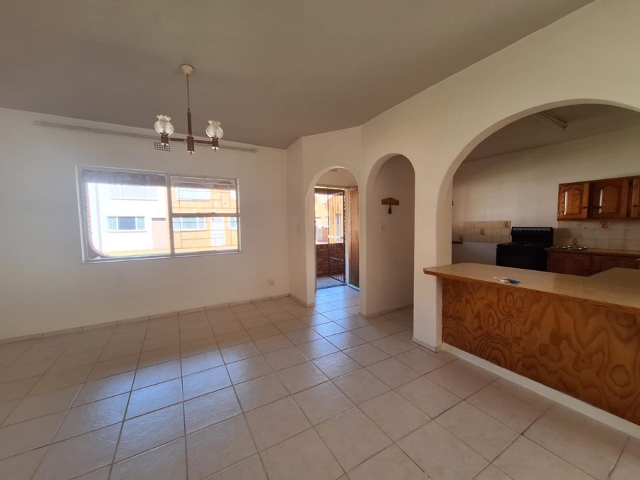To Let 2 Bedroom Property for Rent in Beyerspark Gauteng