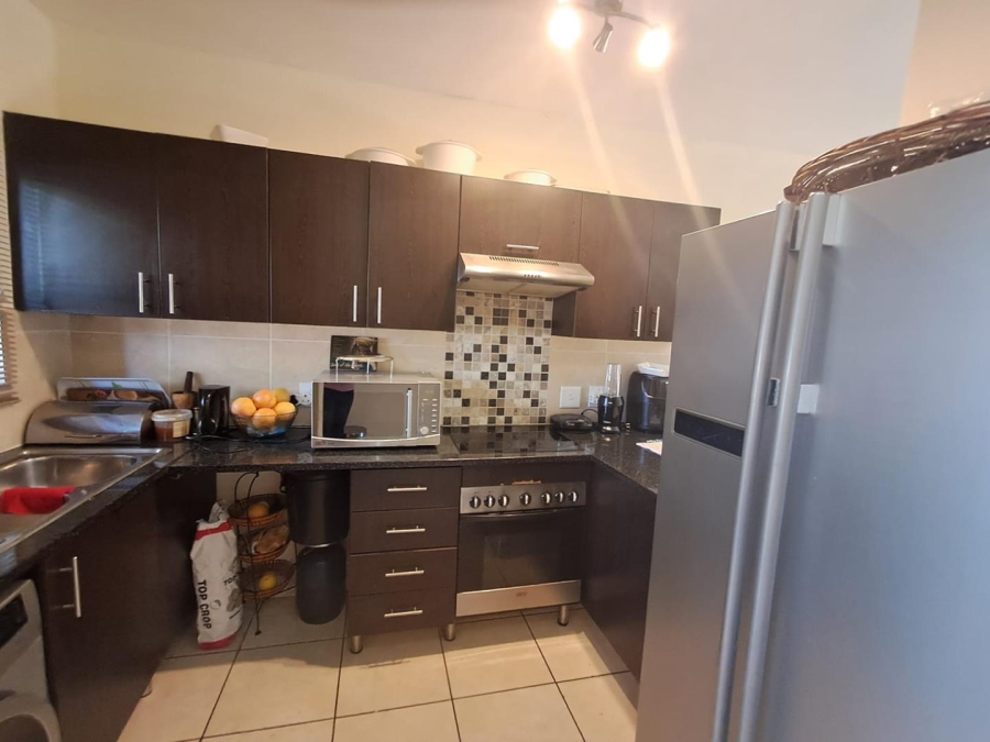 3 Bedroom Property for Sale in Mulbarton Gauteng