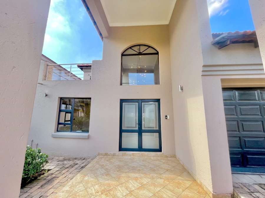 5 Bedroom Property for Sale in Silver Lakes Gauteng