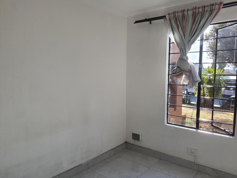To Let 2 Bedroom Property for Rent in Sundowner Gauteng