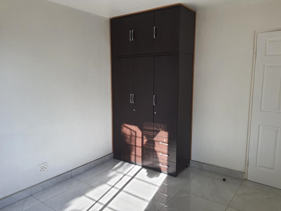 To Let 2 Bedroom Property for Rent in Sundowner Gauteng