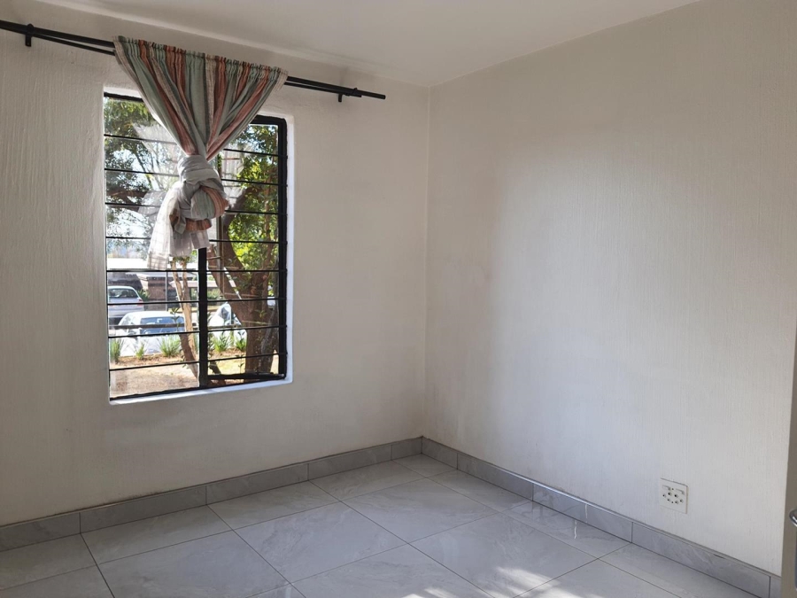 To Let 2 Bedroom Property for Rent in Sundowner Gauteng