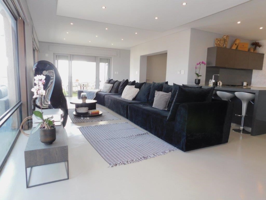 To Let 3 Bedroom Property for Rent in Morningside Gauteng