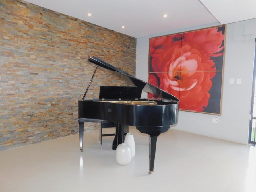 To Let 3 Bedroom Property for Rent in Morningside Gauteng