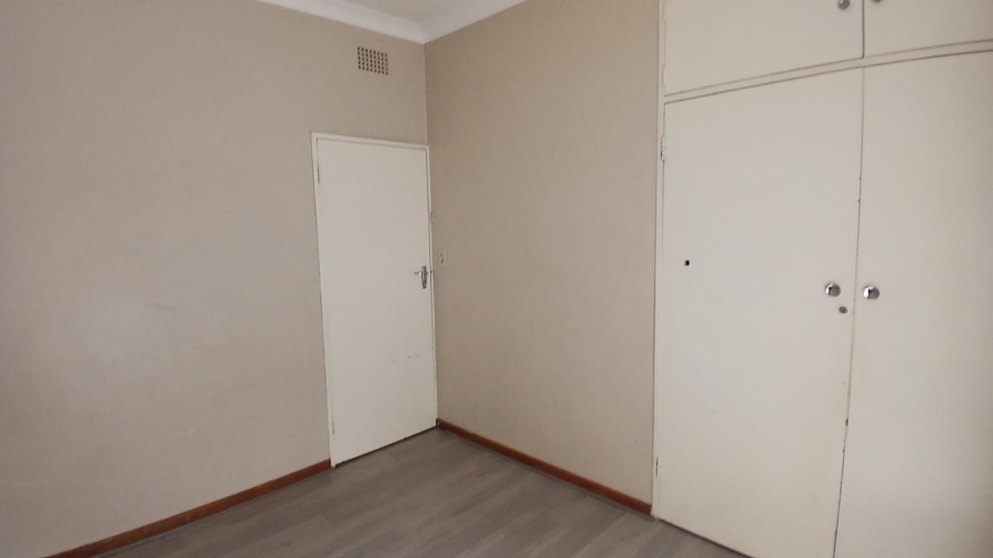 To Let 4 Bedroom Property for Rent in Constantia Kloof Gauteng
