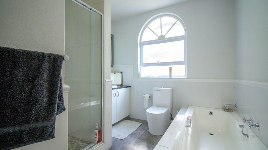 To Let 4 Bedroom Property for Rent in Dainfern Gauteng