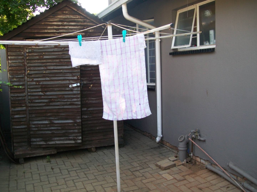 To Let 2 Bedroom Property for Rent in Northwold Gauteng
