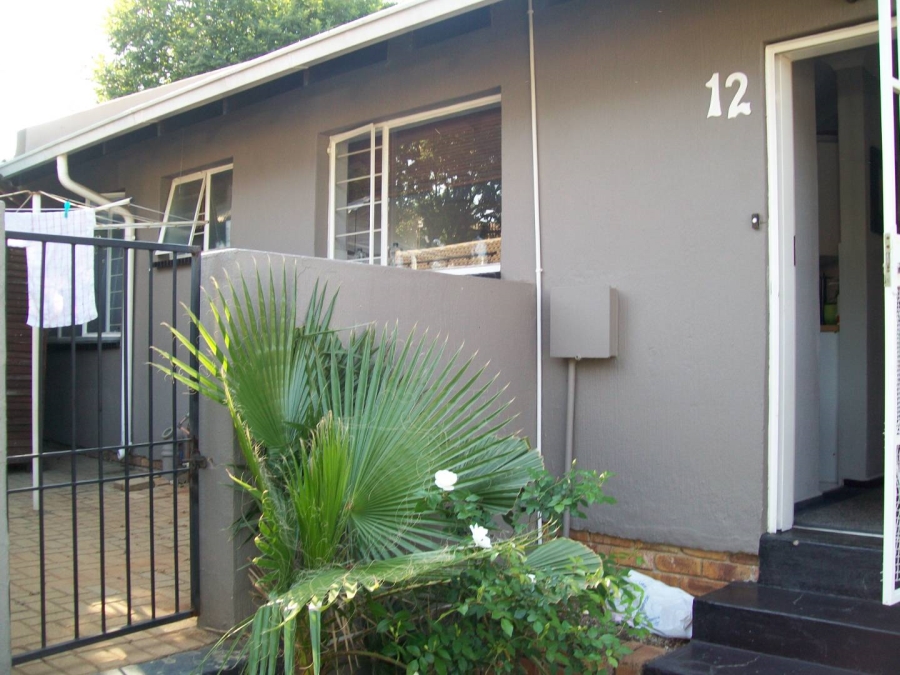 To Let 2 Bedroom Property for Rent in Northwold Gauteng