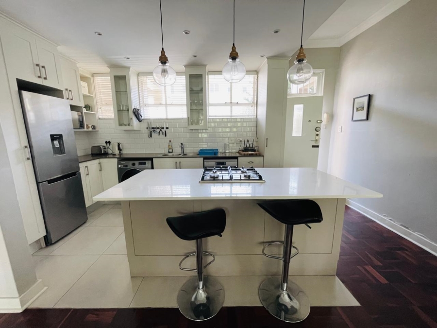 To Let 1 Bedroom Property for Rent in Rosebank Gauteng