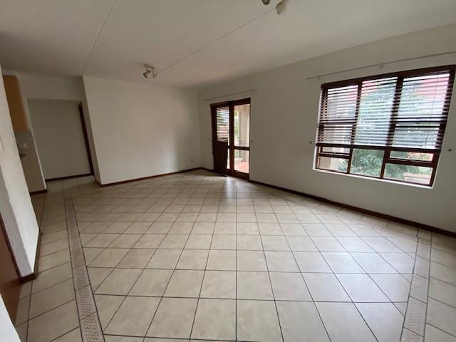To Let 2 Bedroom Property for Rent in Fourways Gauteng