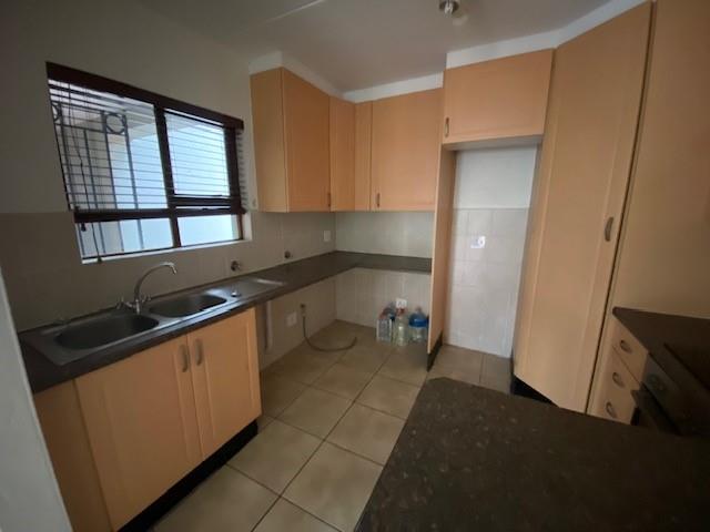 To Let 2 Bedroom Property for Rent in Fourways Gauteng