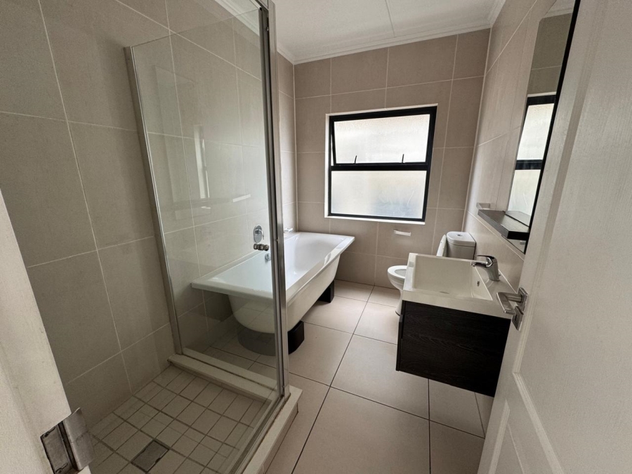 To Let 2 Bedroom Property for Rent in Dainfern Gauteng
