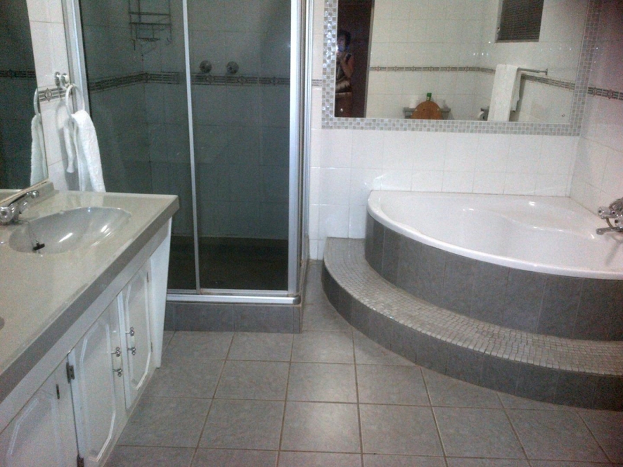 9 Bedroom Property for Sale in Lyttelton Gauteng