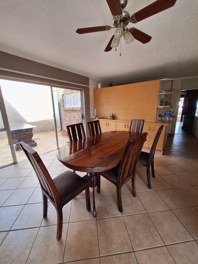 To Let 3 Bedroom Property for Rent in Faerie Glen Gauteng
