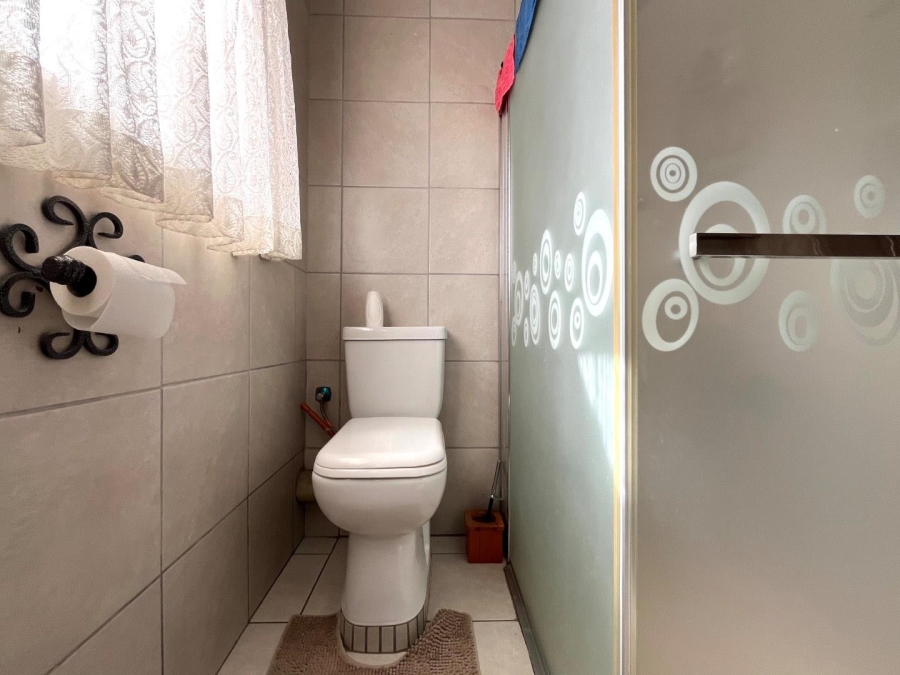 7 Bedroom Property for Sale in Northmead Gauteng