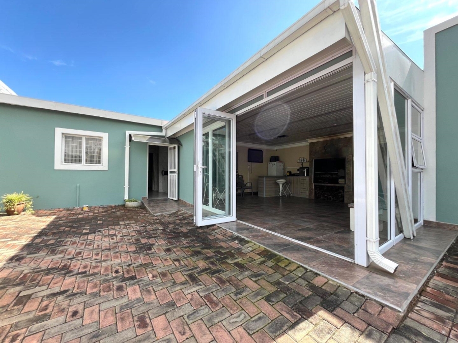 7 Bedroom Property for Sale in Northmead Gauteng