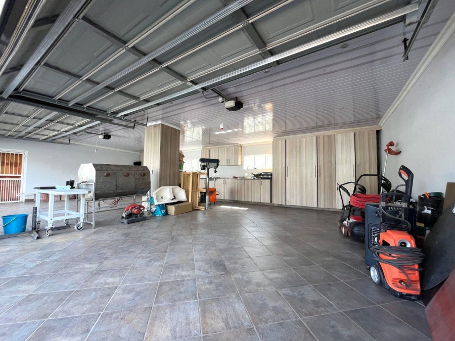 7 Bedroom Property for Sale in Northmead Gauteng