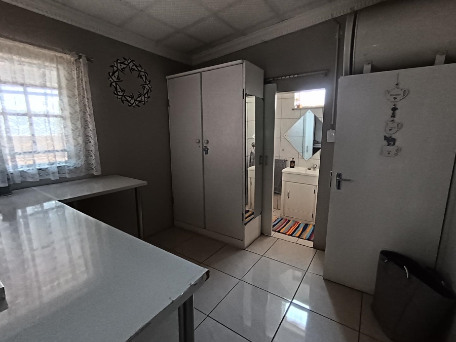 4 Bedroom Property for Sale in Erasmia Gauteng