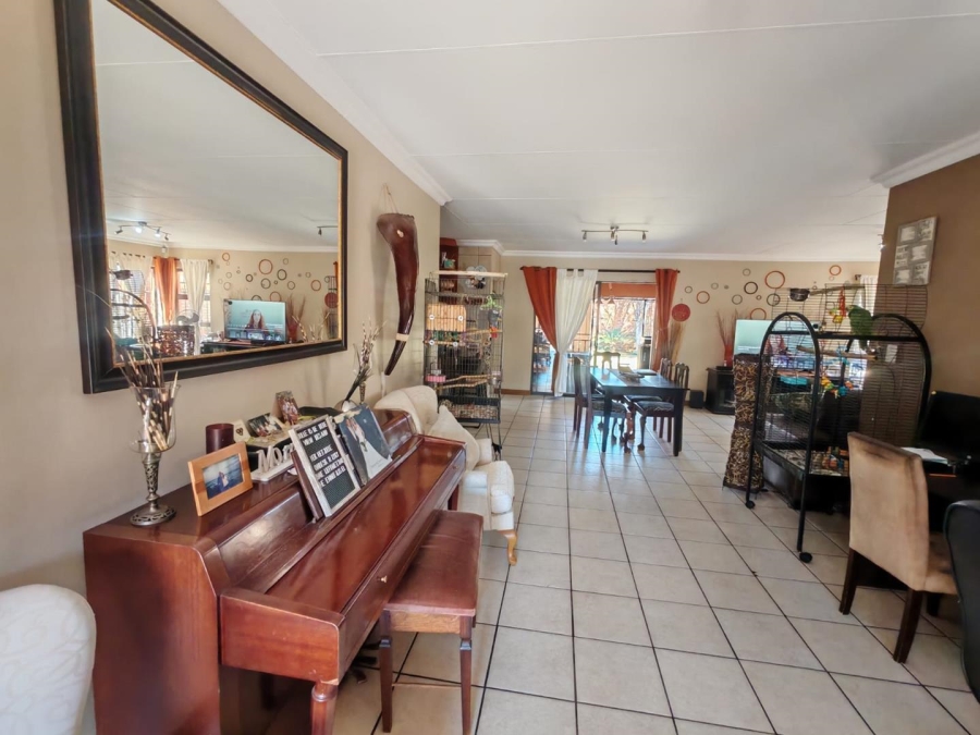 3 Bedroom Property for Sale in Van Riebeeck Park Gauteng