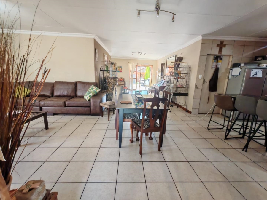 3 Bedroom Property for Sale in Van Riebeeck Park Gauteng