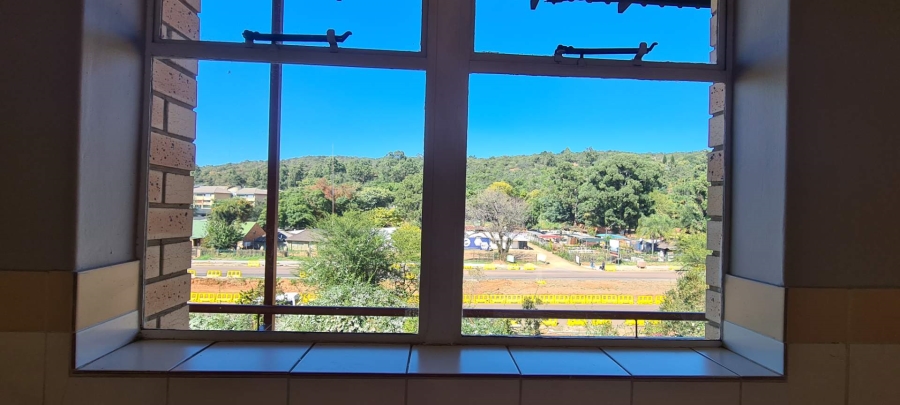 To Let 2 Bedroom Property for Rent in Die Wilgers Gauteng
