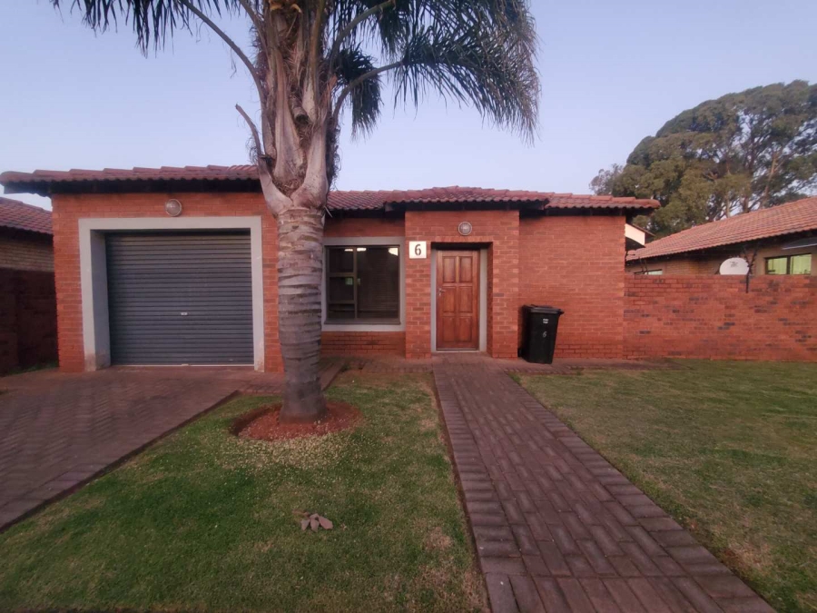 3 Bedroom Property for Sale in Groblerpark Gauteng