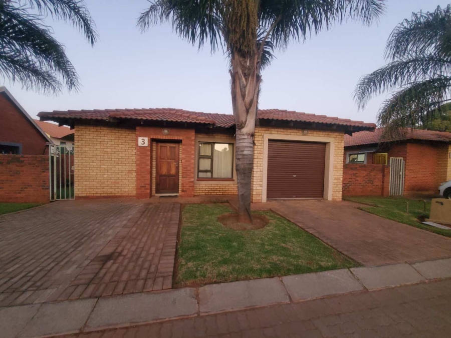 3 Bedroom Property for Sale in Groblerpark Gauteng