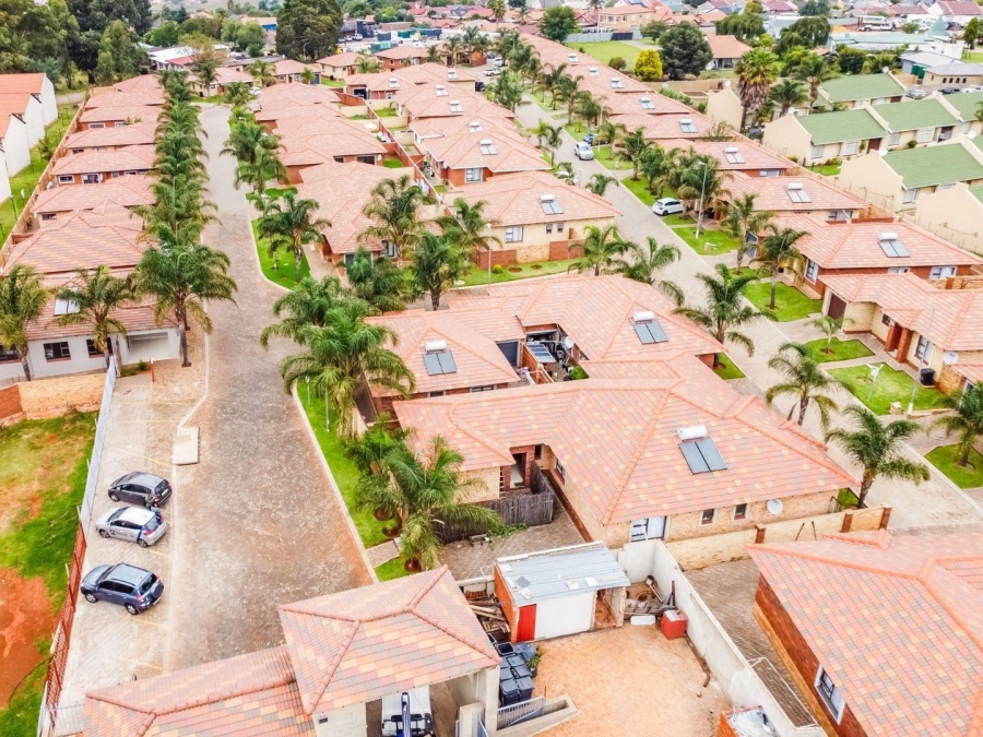 3 Bedroom Property for Sale in Groblerpark Gauteng